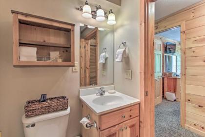 Deluxe Gatlinburg Retreat with Hot Tub and Mtn Views! - image 2