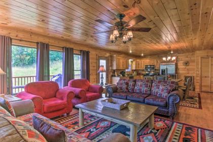 Deluxe Gatlinburg Retreat with Hot Tub and Mtn Views! - image 7